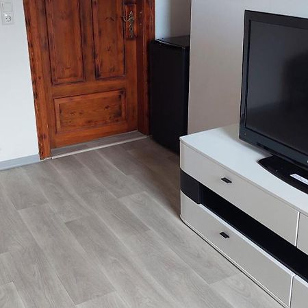 Zu Hause Auf Zeit Bei Marion Apartment Bobbau Екстериор снимка
