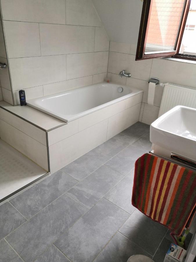 Zu Hause Auf Zeit Bei Marion Apartment Bobbau Екстериор снимка